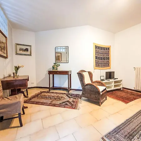 Happy House By Interhome