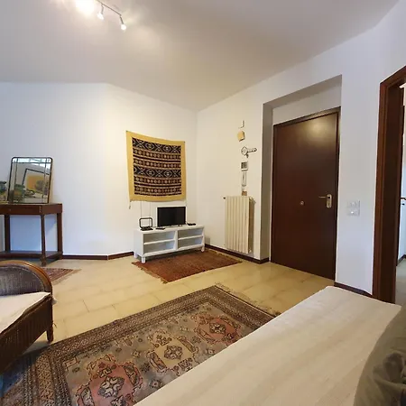 Lägenhet Happy House By Interhome Palermo